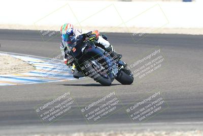 media/Sep-20-2025-TrackDaz (Sat) [[27f0cde673]]/A Group/12pm (Turn 1)/